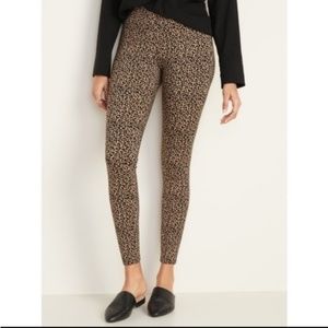 Old Navy high waisted Stevie leopard legging pants MP